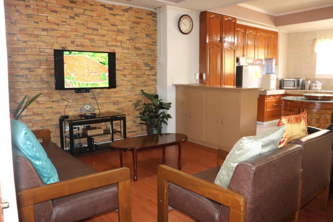 Apartament Comfy Dwelling Baguio City Zewnętrze zdjęcie